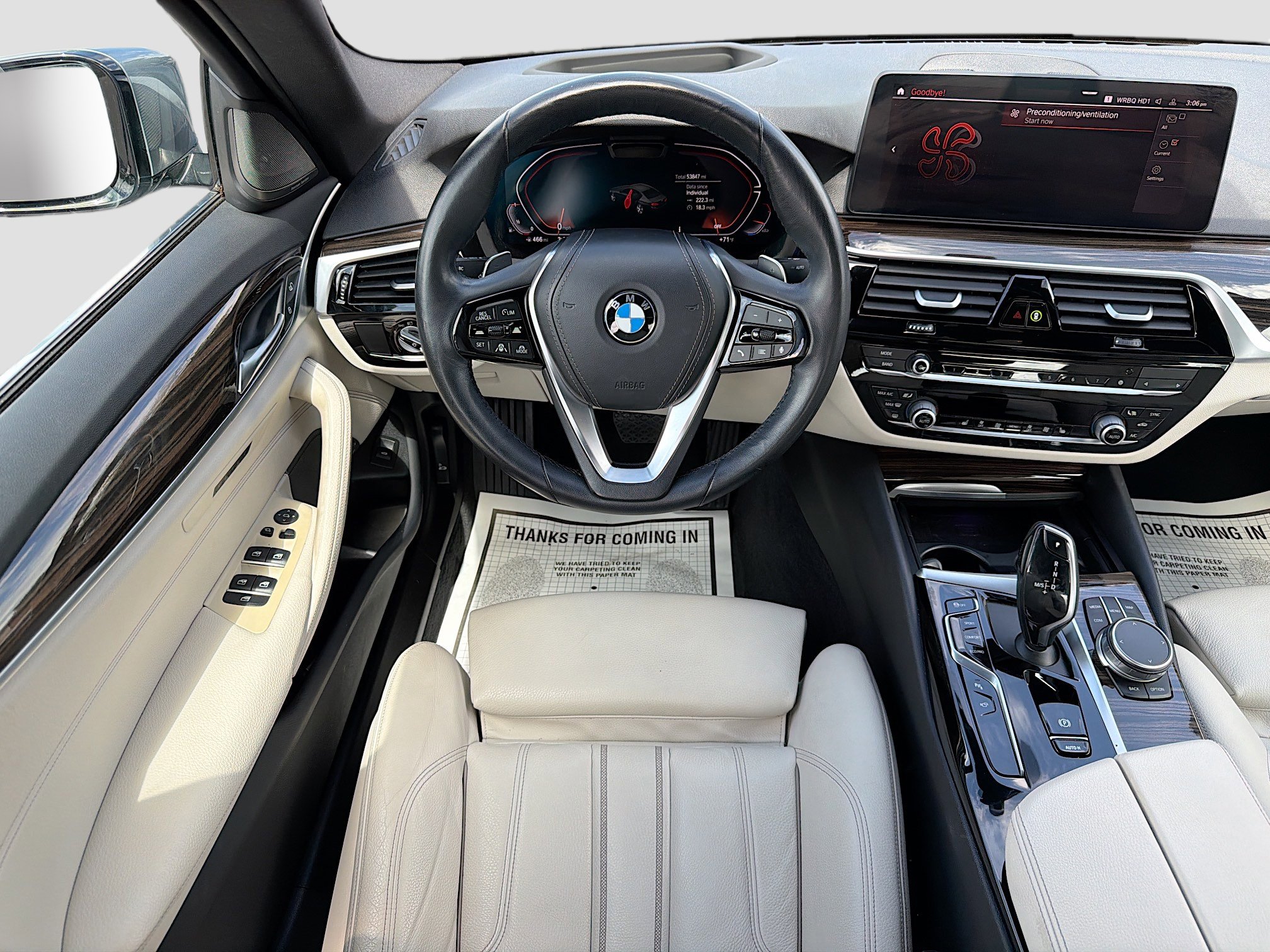 Used 2021 BMW 540i w/ Premium Package image 17