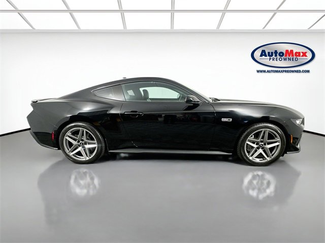 Used 2024 Ford Mustang GT Premium image 9