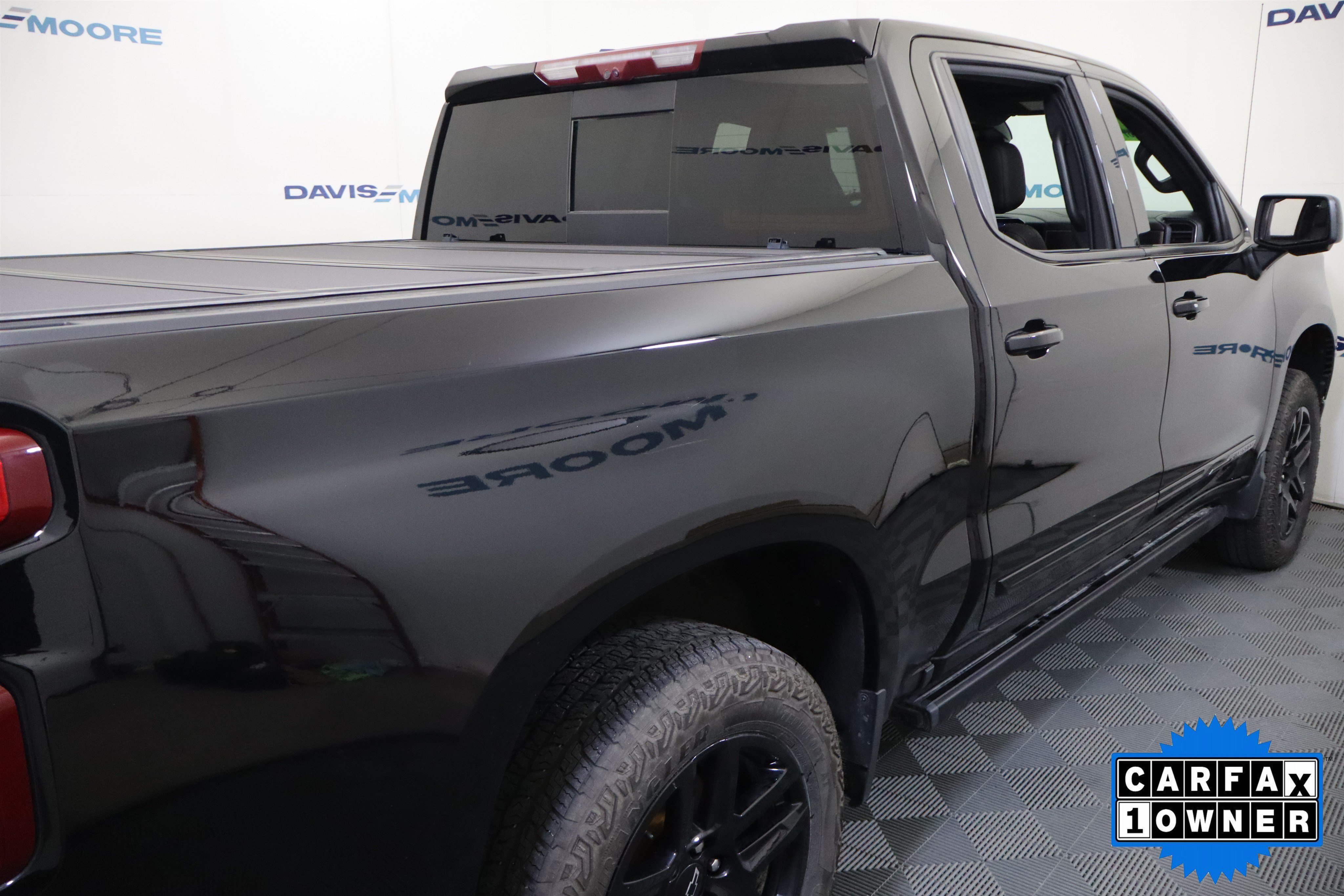 Used 2024 Chevrolet Silverado 1500 High Country w/ Midnight Edition AWD/4WD image 7