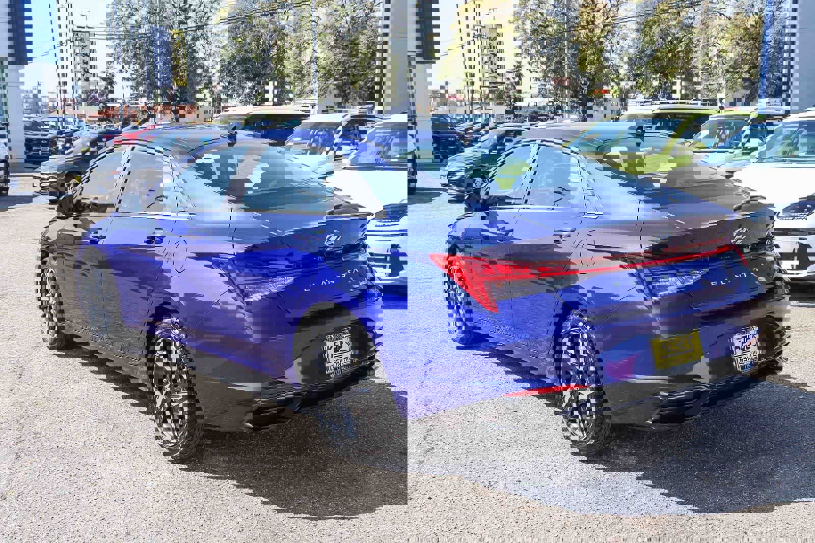 Certified 2023 Hyundai Elantra Limited w/ Cargo Package image 2