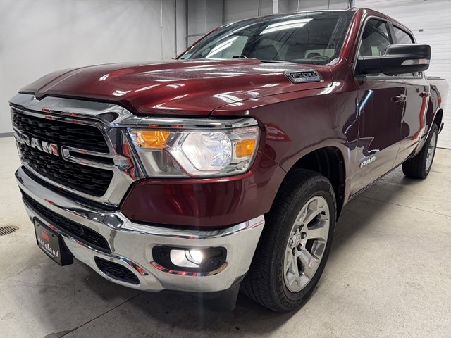 Used 2022 RAM 1500 Big Horn AWD/4WD image 3