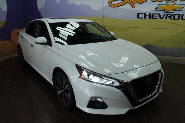 Used 2020 Nissan Altima 2.5 SV image 4