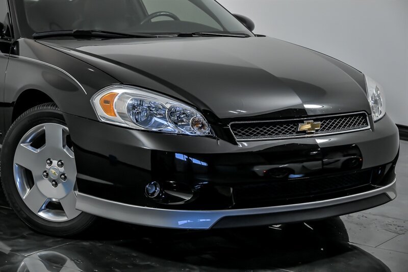 Used 2006 Chevrolet Monte Carlo SS FWD image 2