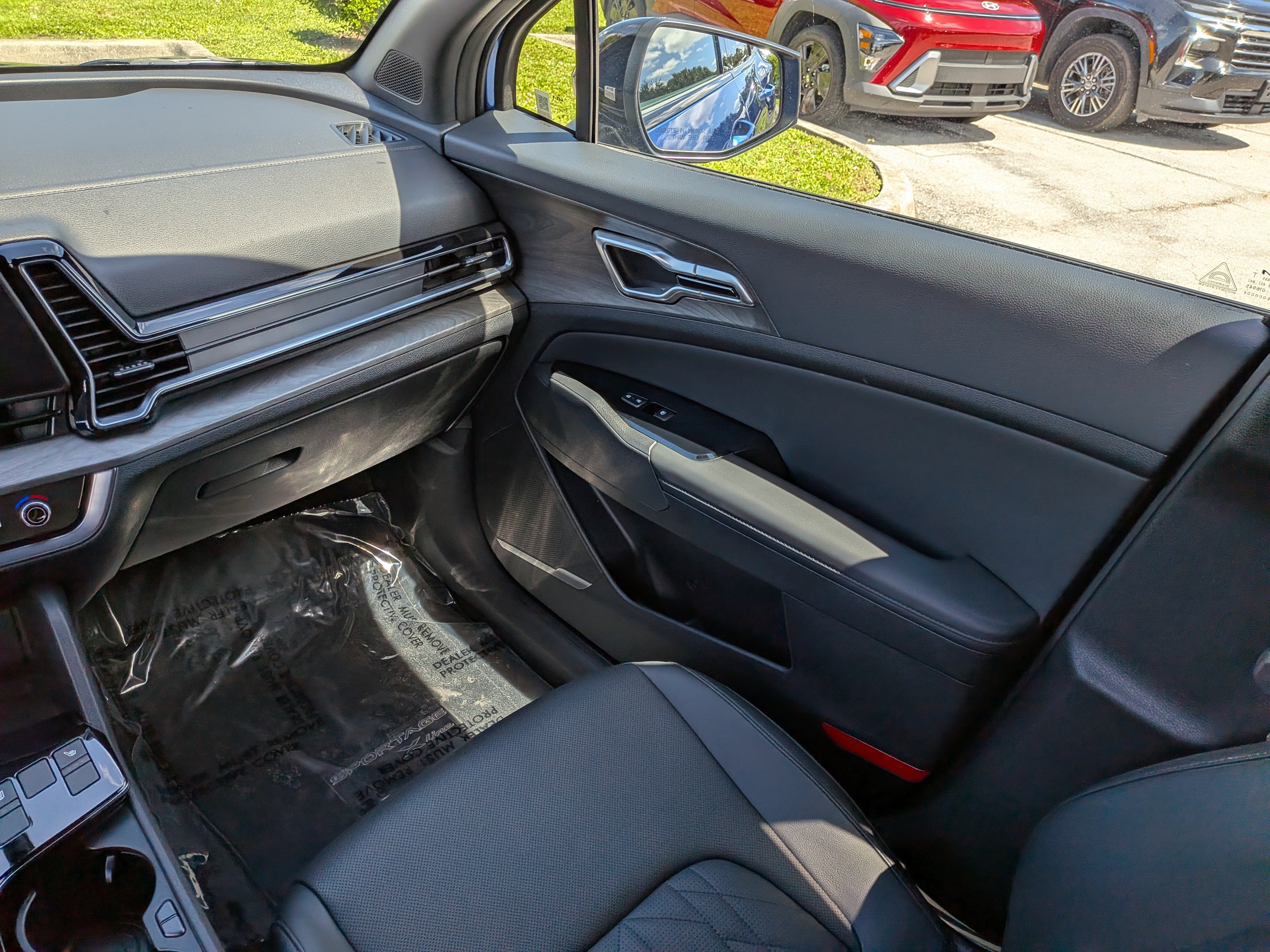 Used 2025 Kia Sportage X-Line AWD/4WD image 18