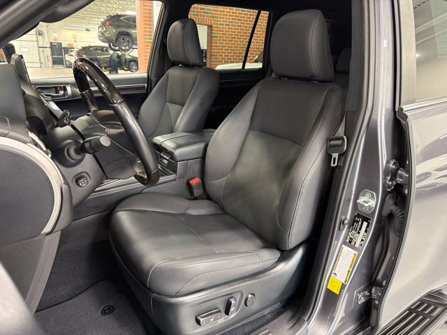 Used 2023 Lexus GX 460 Premium w/ Premium Package AWD/4WD image 14