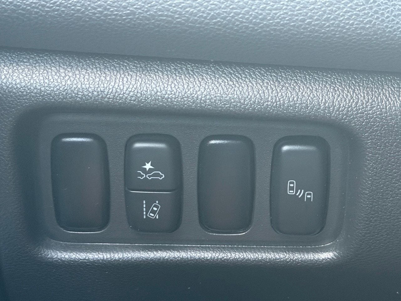 Used 2024 Mitsubishi Outlander Sport LE AWD/4WD image 21