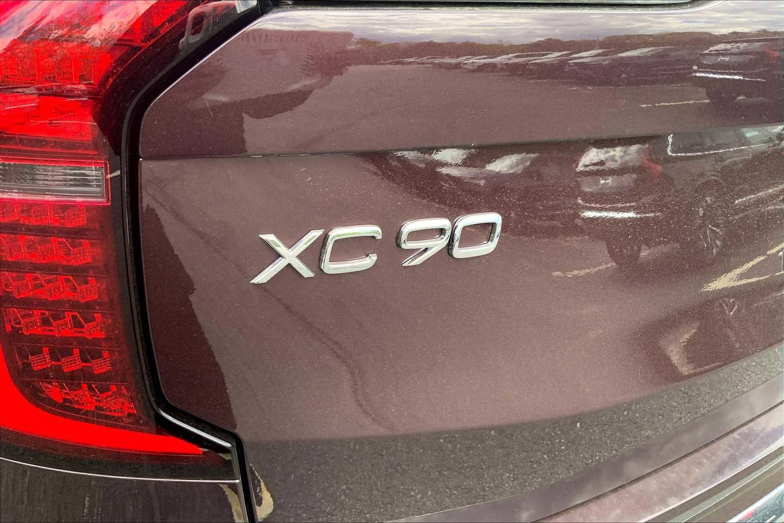 New 2025 Volvo XC90 B5 Plus image 6