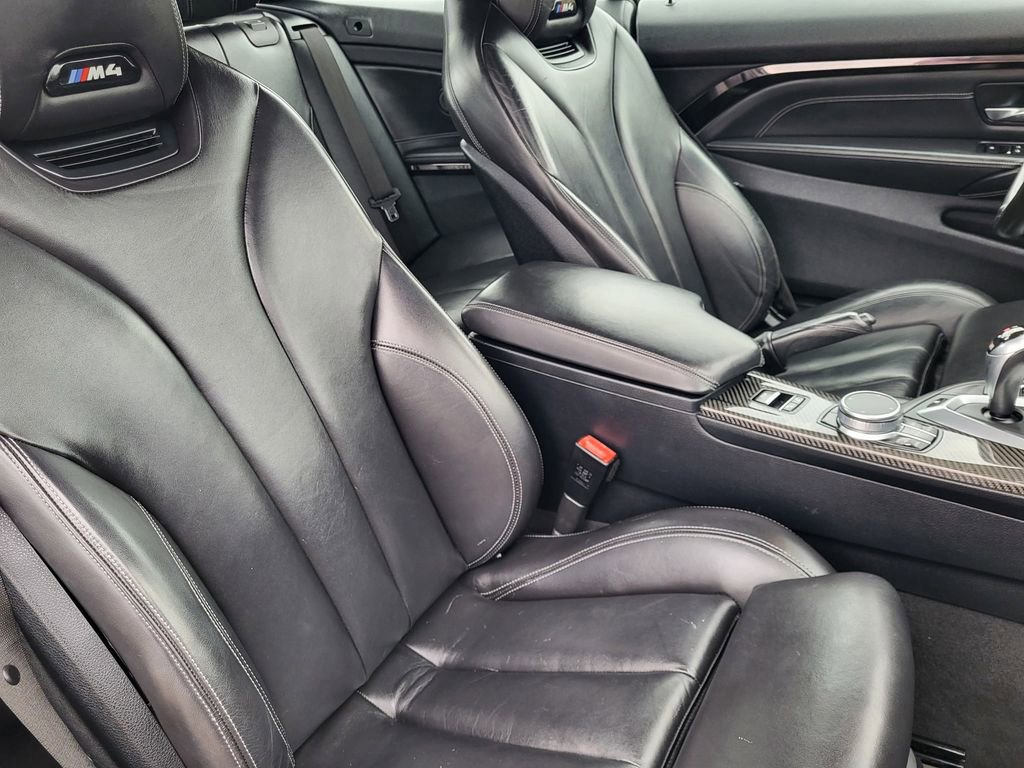 Used 2020 BMW M4 Convertible RWD image 17