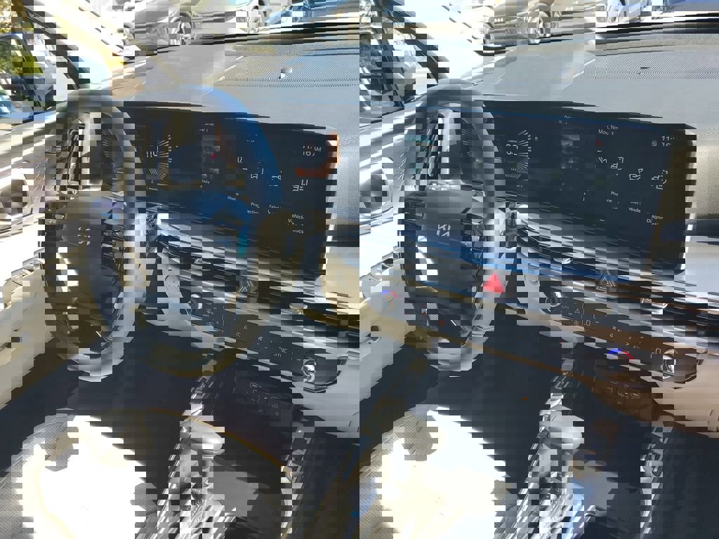 New 2026 Kia Sorento S image 8