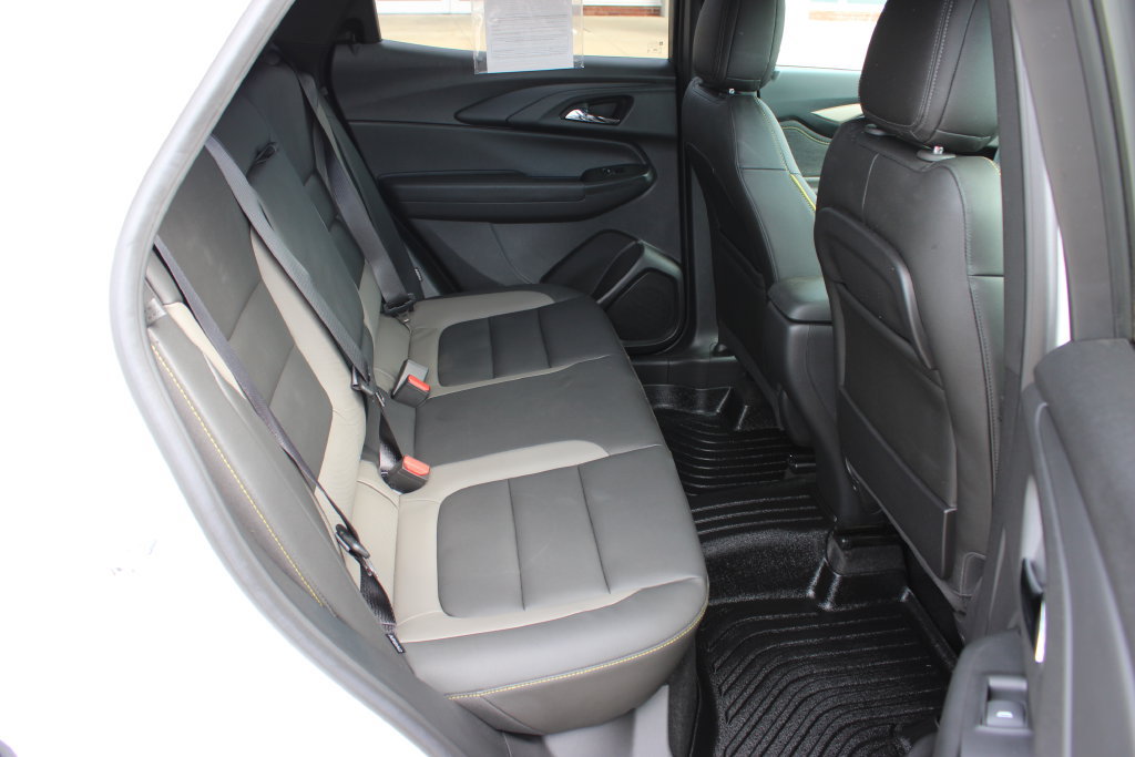 Used 2024 Chevrolet TrailBlazer ACTIV AWD/4WD image 36