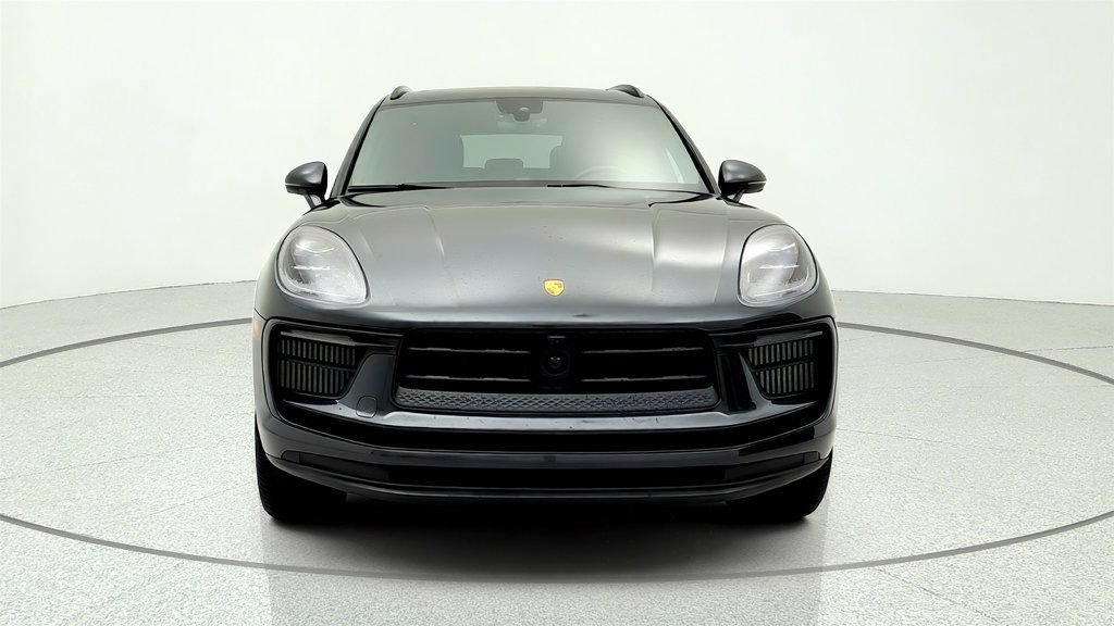Used 2024 Porsche Macan S w/ Premium Plus Package AWD/4WD image 2