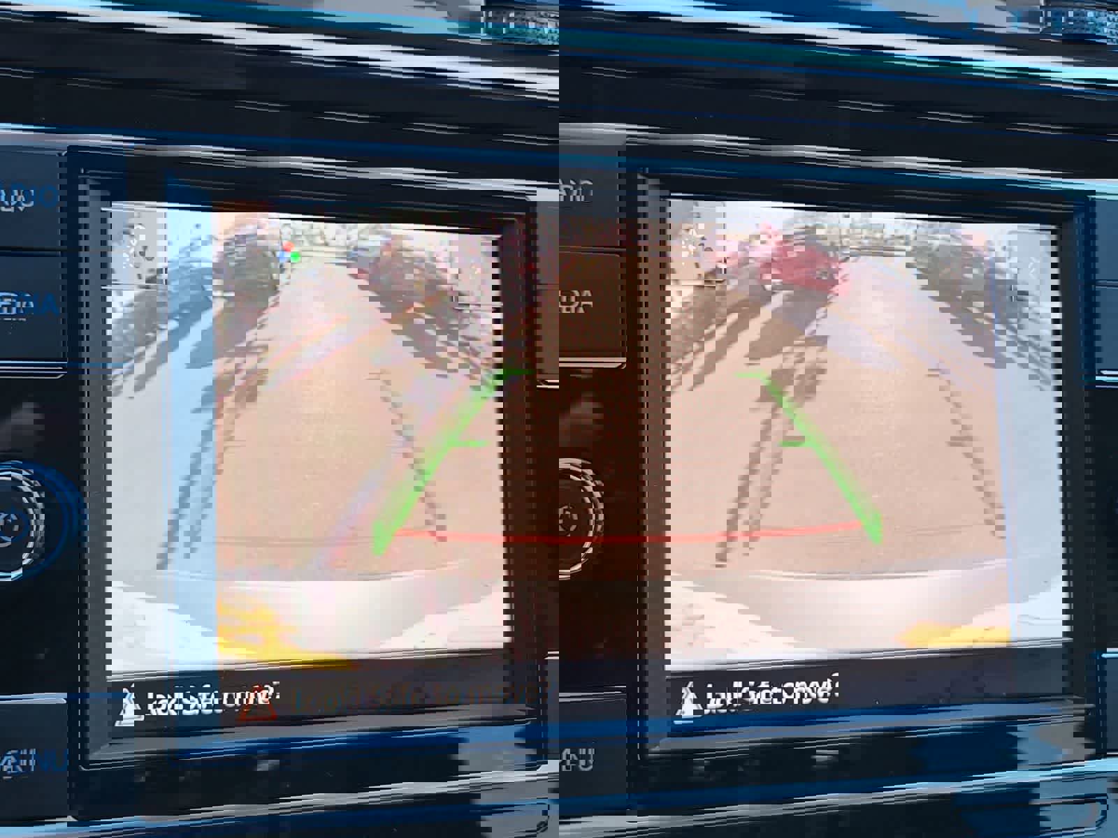 Used 2024 Volkswagen Tiguan S image 28