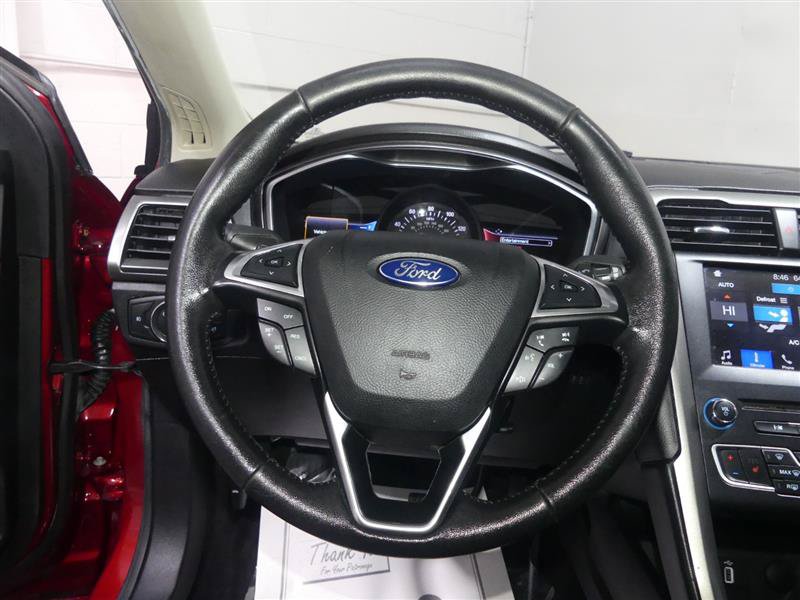 Used 2017 Ford Fusion SE w/ Equipment Group 201A FWD image 29