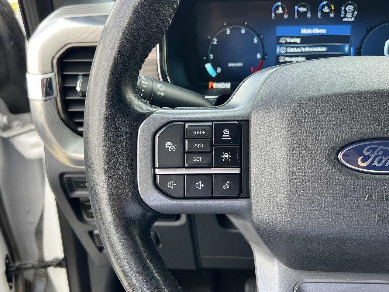 Used 2024 Ford F150 Lariat w/ Tow/Haul Package AWD/4WD image 12