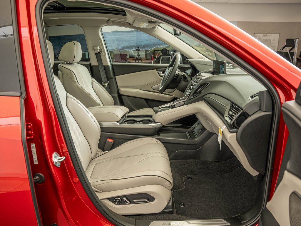 Certified 2025 Acura RDX SH-AWD w/ Advance Package image 35