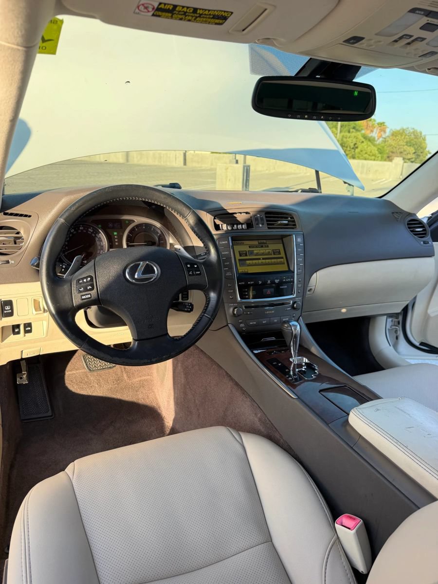 Used 2010 Lexus IS 350 w/ Luxury Plus Value Edition RWD image 18