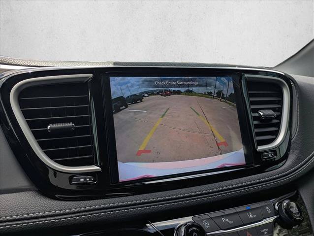 New 2026 Chrysler Pacifica Select w/ S Appearance Package FWD image 11