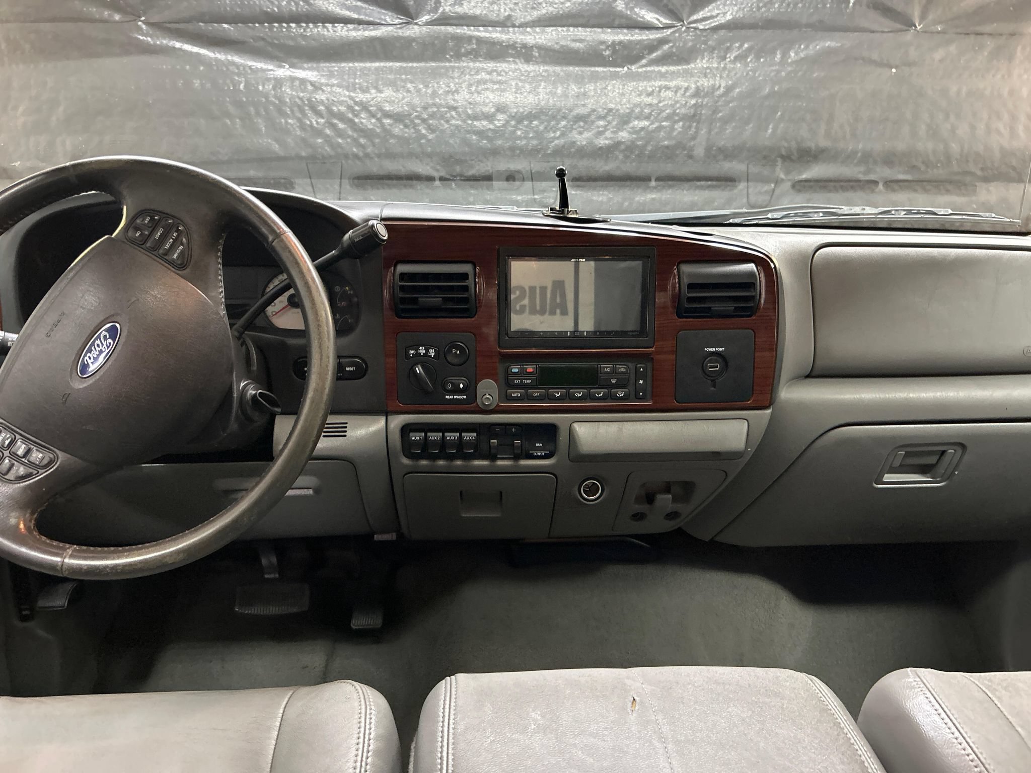 Used 2007 Ford F350 Lariat AWD/4WD image 11