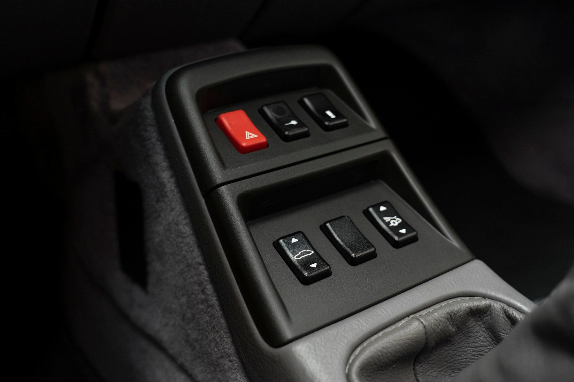 Used 1997 Porsche 911 Carrera S RWD image 30