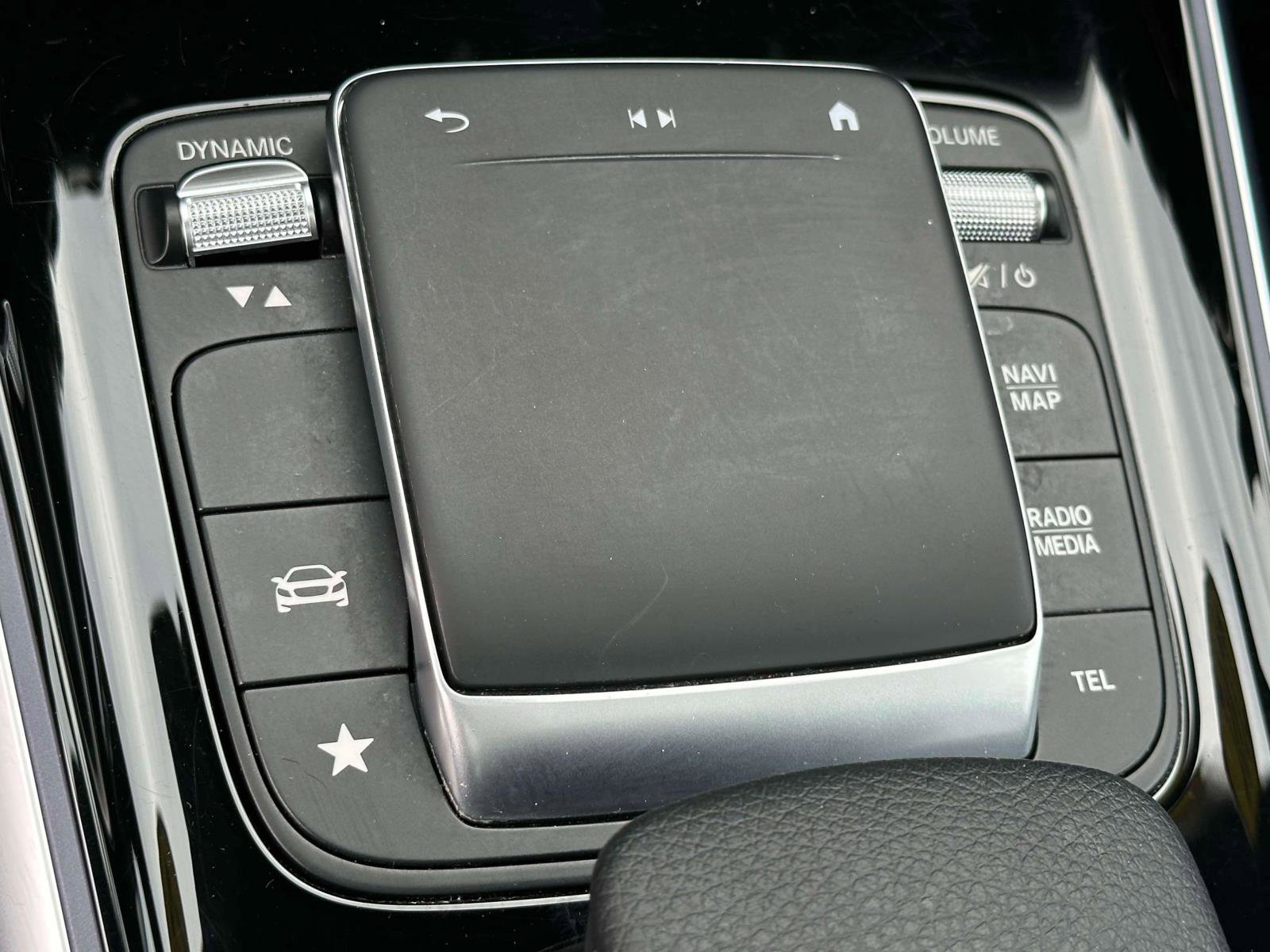 Certified 2022 Mercedes-Benz GLB 250 4MATIC image 27