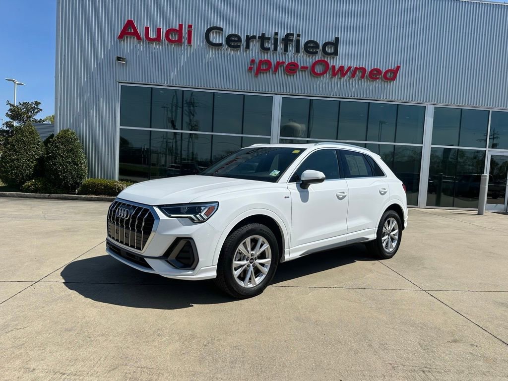 Certified 2025 Audi Q3 2.0T Premium w/ Convenience Package