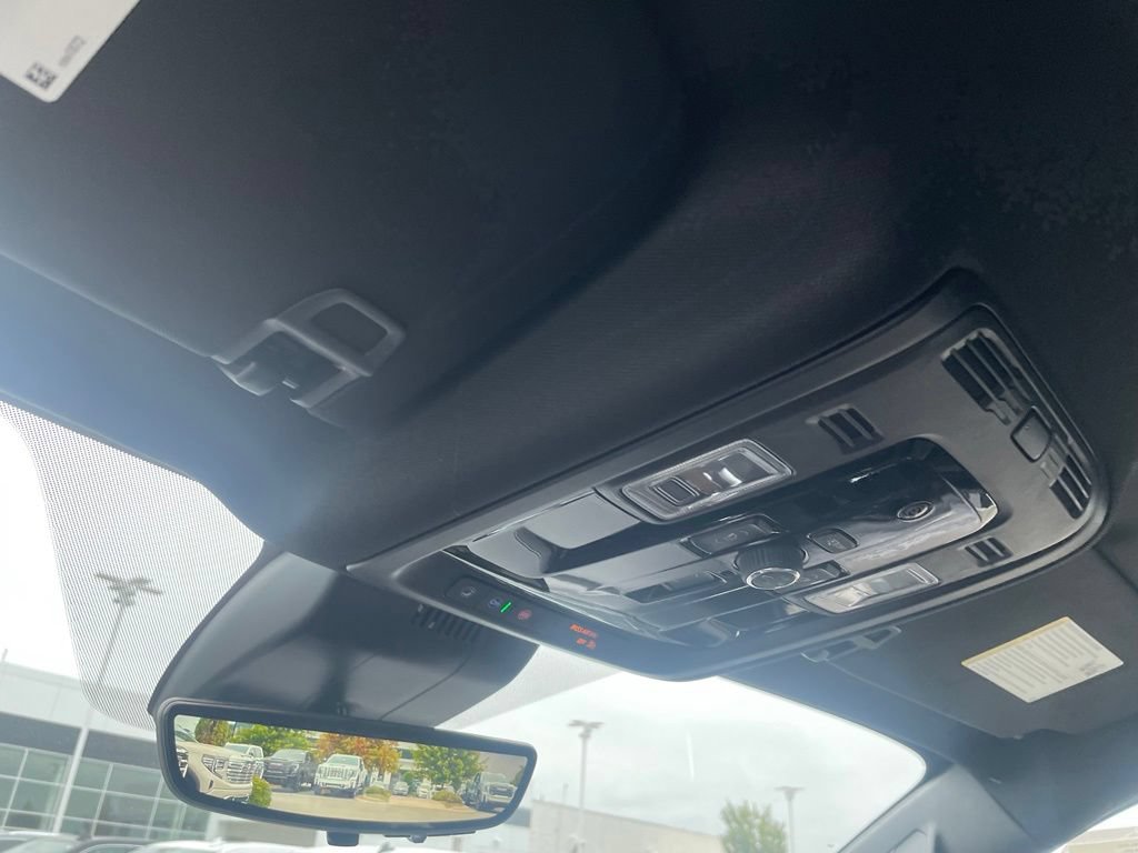 New 2026 GMC Yukon Denali w/ Advanced Technology Package AWD/4WD image 18