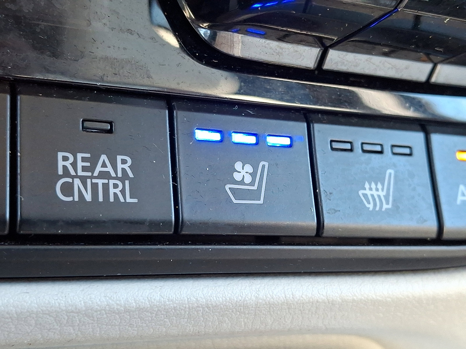 Certified 2024 MAZDA CX-90 Plug-In Hybrid w/ Premium Plus image 25