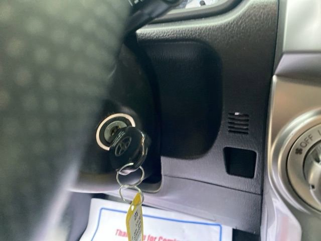 Used 2015 Toyota 4Runner SR5 image 28