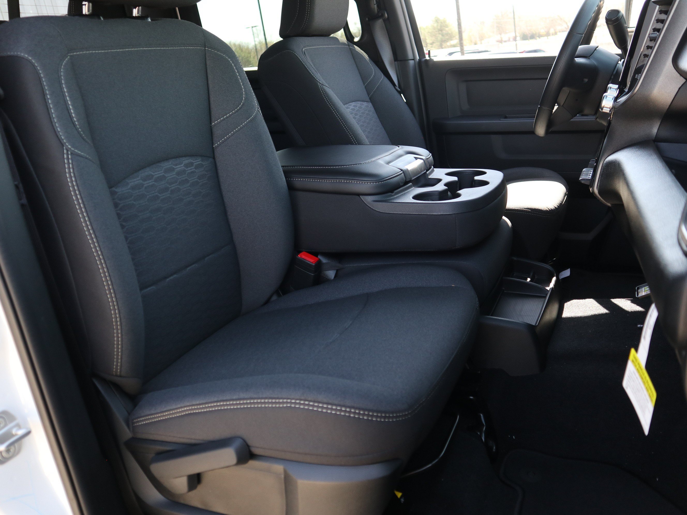 New 2026 RAM 3500 Tradesman AWD/4WD image 23