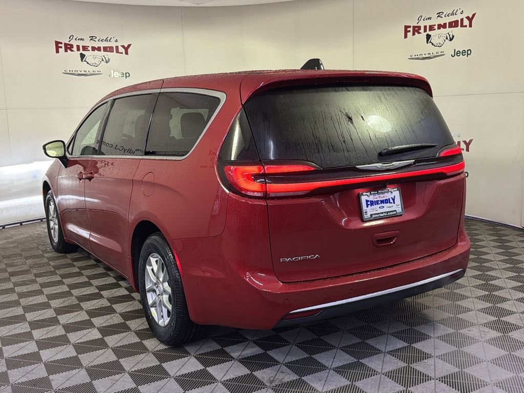 New 2026 Chrysler Pacifica Select FWD image 5