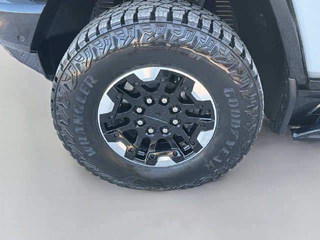 Used 2024 GMC Hummer EV 3X w/ Extreme Off-Road Package AWD/4WD image 42