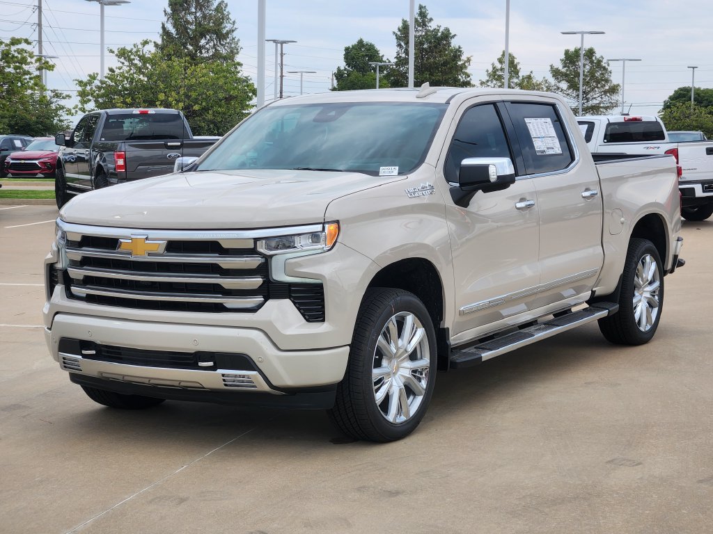 New 2026 Chevrolet Silverado 1500 High Country w/ High Country Premium Package AWD/4WD image 2