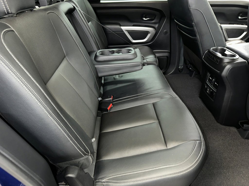 Used 2021 Nissan Titan SL w/ Moonroof Package image 30