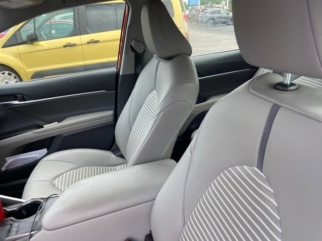 Used 2023 Toyota Camry SE w/ Protection Package (Q2) (TMS) FWD image 14