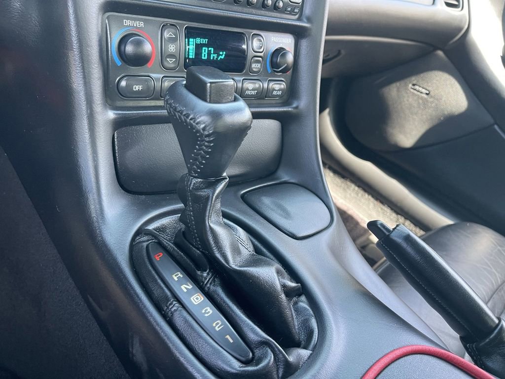 Used 2003 Chevrolet Corvette Convertible w/ Preferred Equipment Group1 image 25