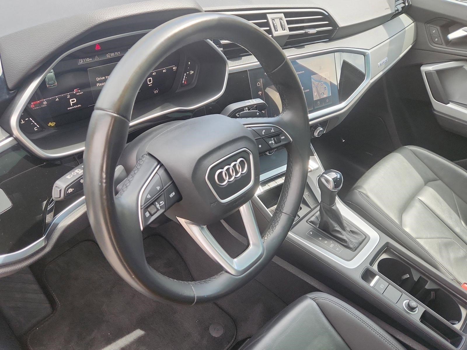 Used 2024 Audi Q3 2.0T Premium Plus w/ Premium Plus Package image 4