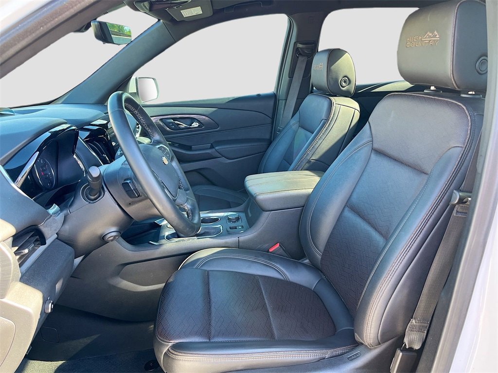 Used 2023 Chevrolet Traverse High Country image 22