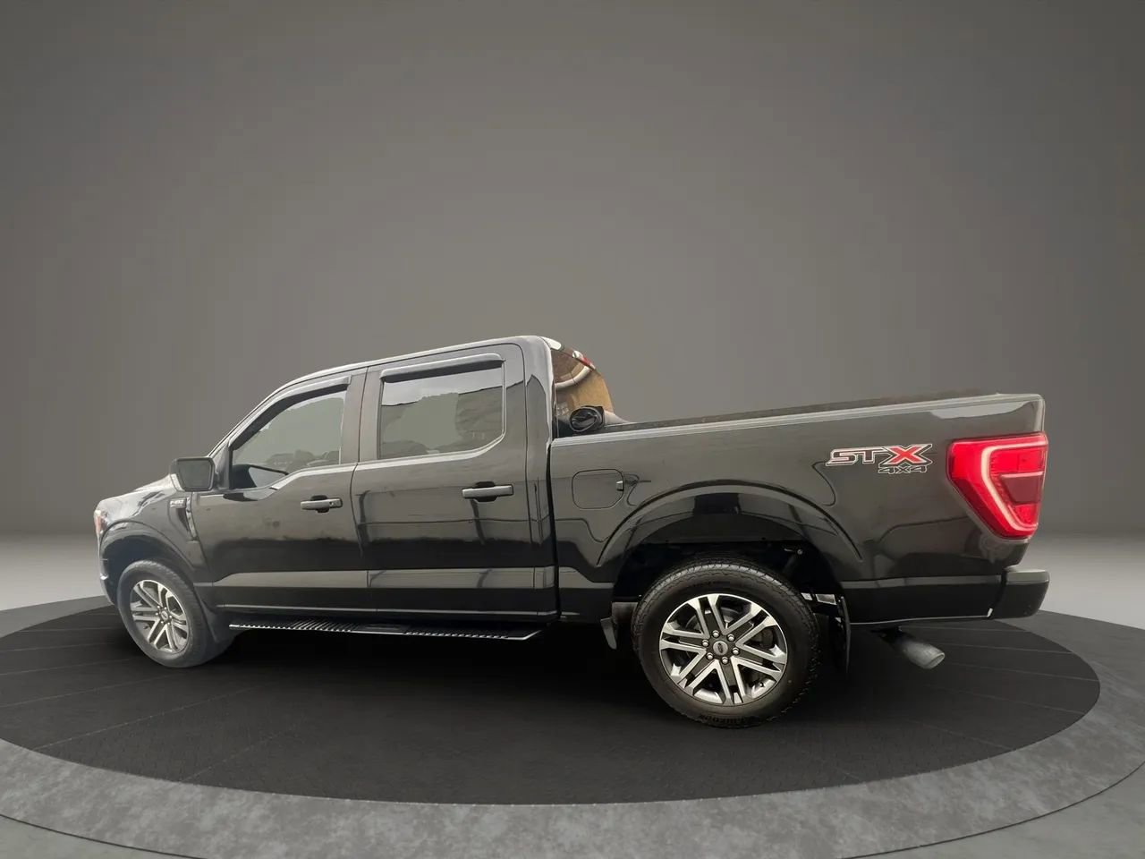 Used 2021 Ford F150 XL w/ STX Appearance Package image 8