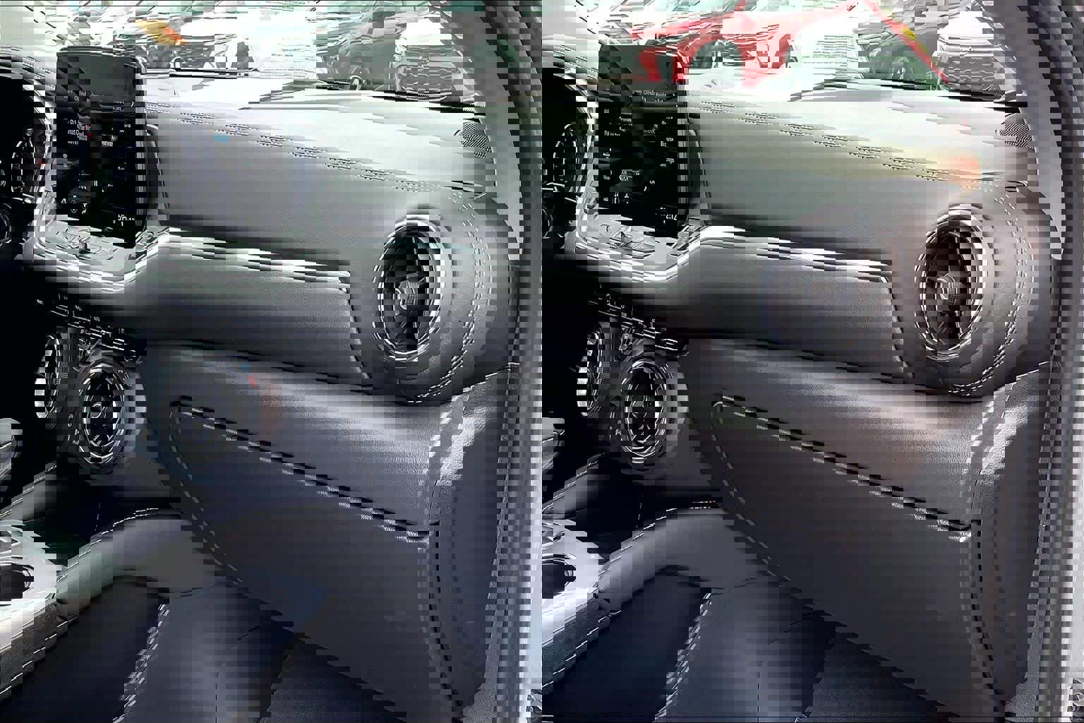 Used 2023 Chevrolet Blazer LT image 16