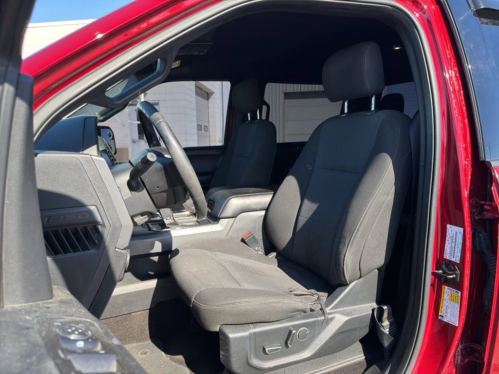 Used 2018 Ford F150 XLT w/ Equipment Group 302A Luxury image 15