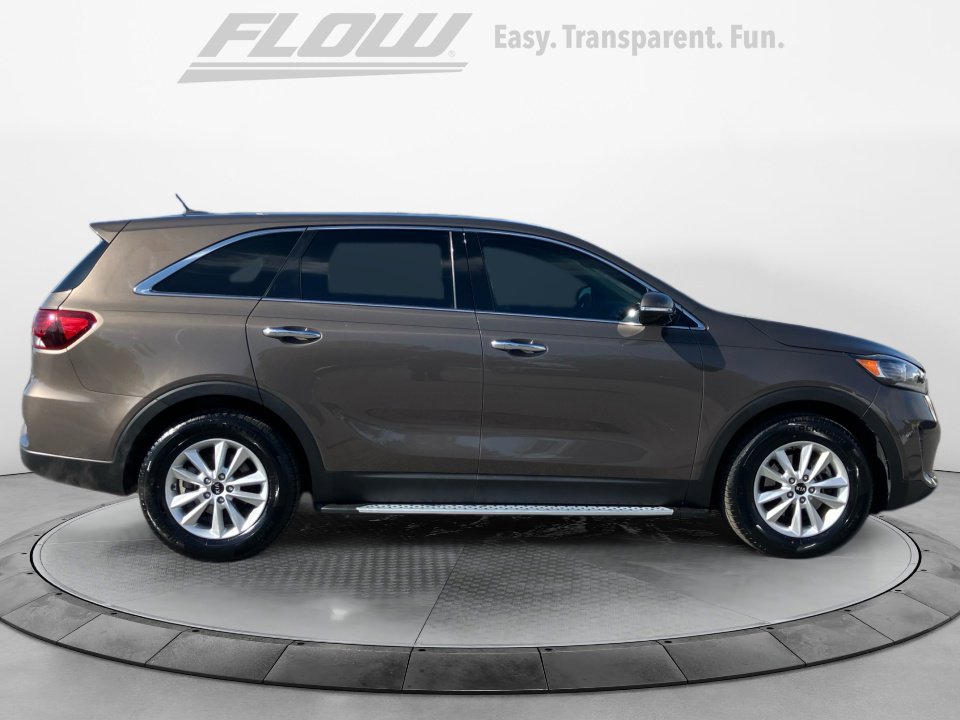 Used 2019 Kia Sorento FWD V6 image 10