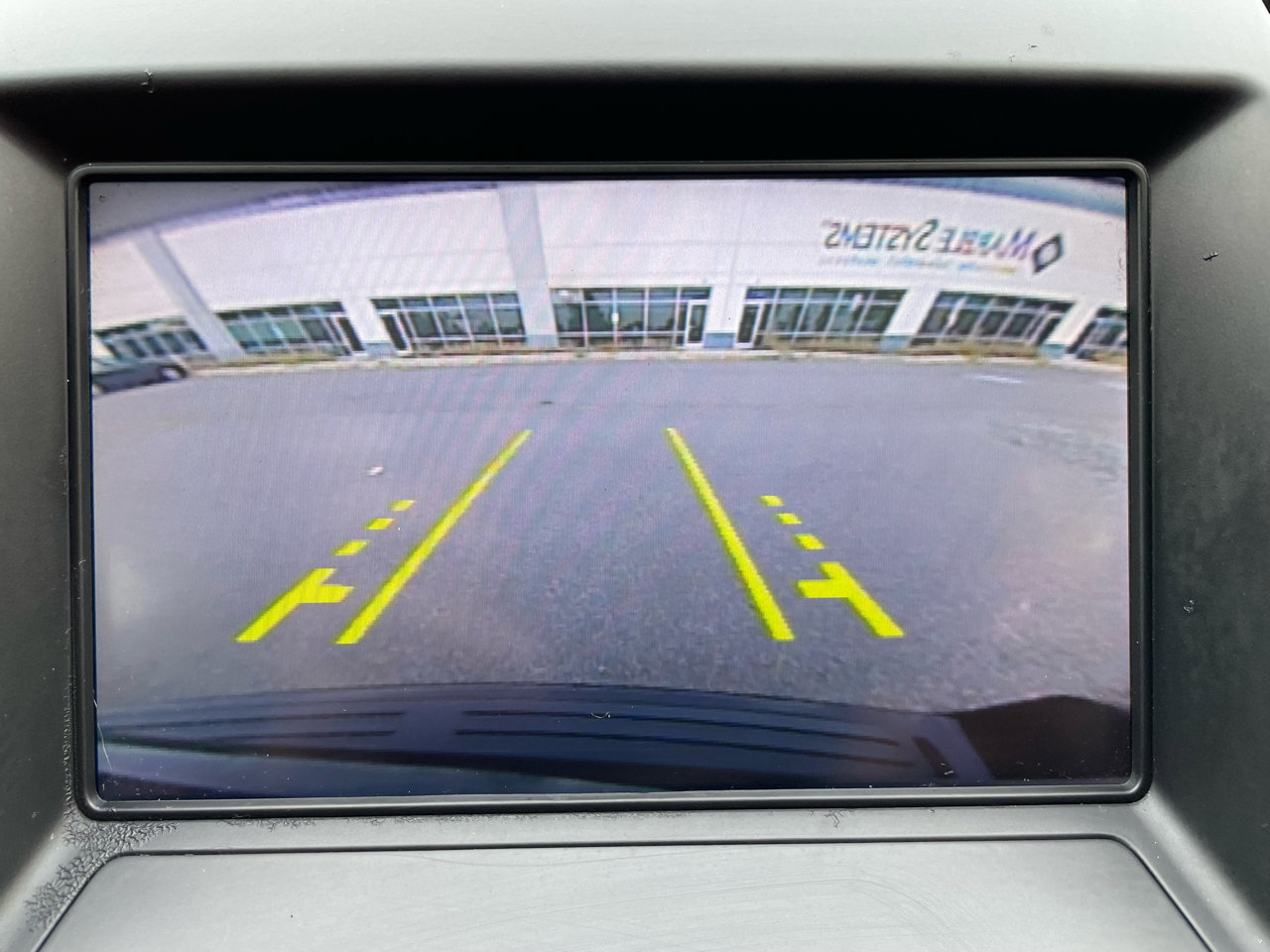 Used 2015 Land Rover LR2 HSE image 5