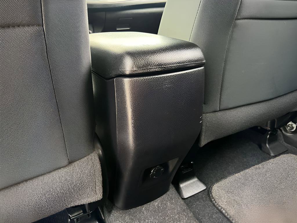 Used 2018 Toyota RAV4 LE w/ All Weather Liner Package image 20