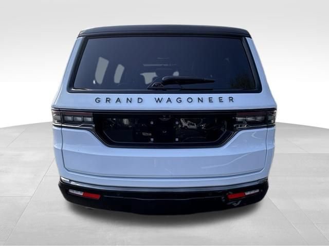 Used 2025 Jeep Grand Wagoneer Series III w/ Rear Seat Video Group 1 AWD/4WD image 6