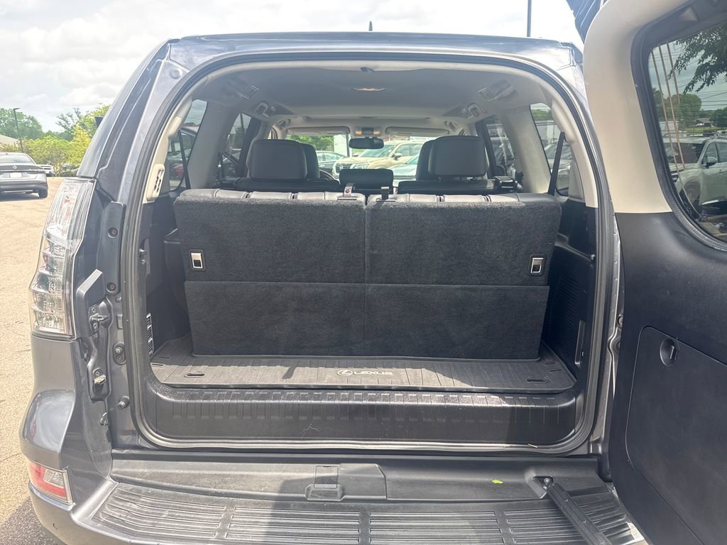 Used 2016 Lexus GX 460 Luxury image 21
