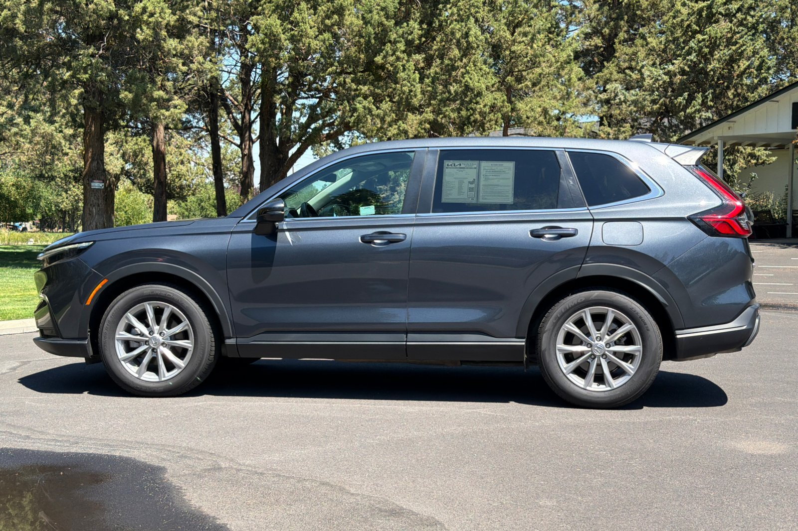 Used 2025 Honda CR-V EX-L image 7