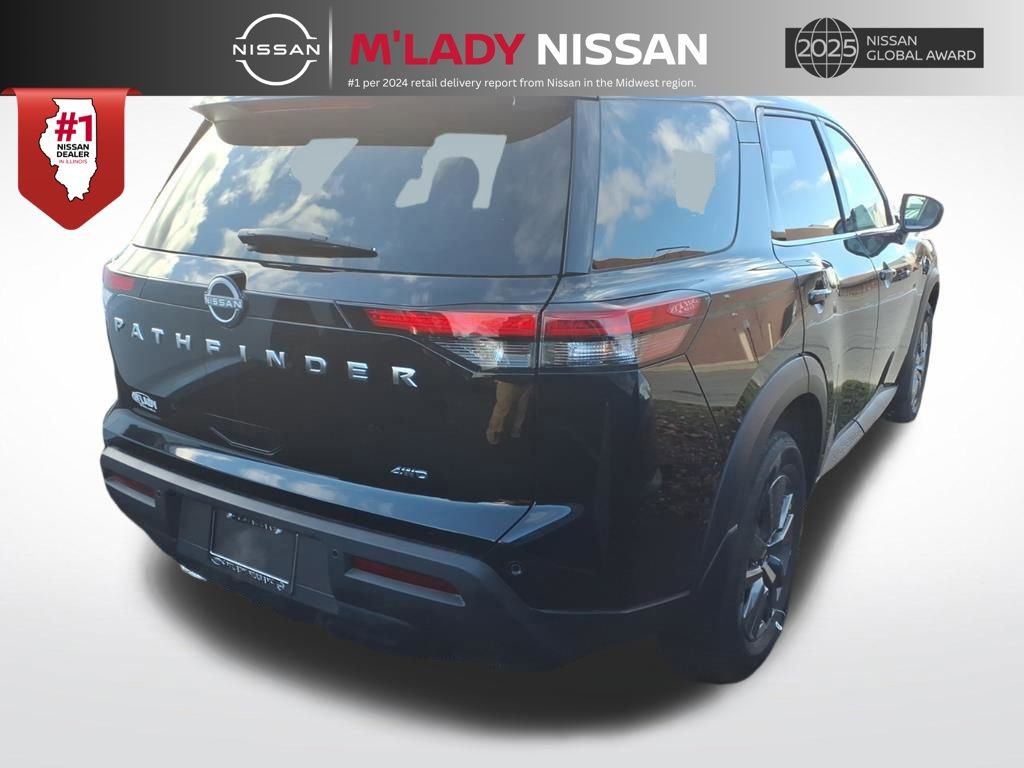 New 2025 Nissan Pathfinder S w/ Cargo Package image 7