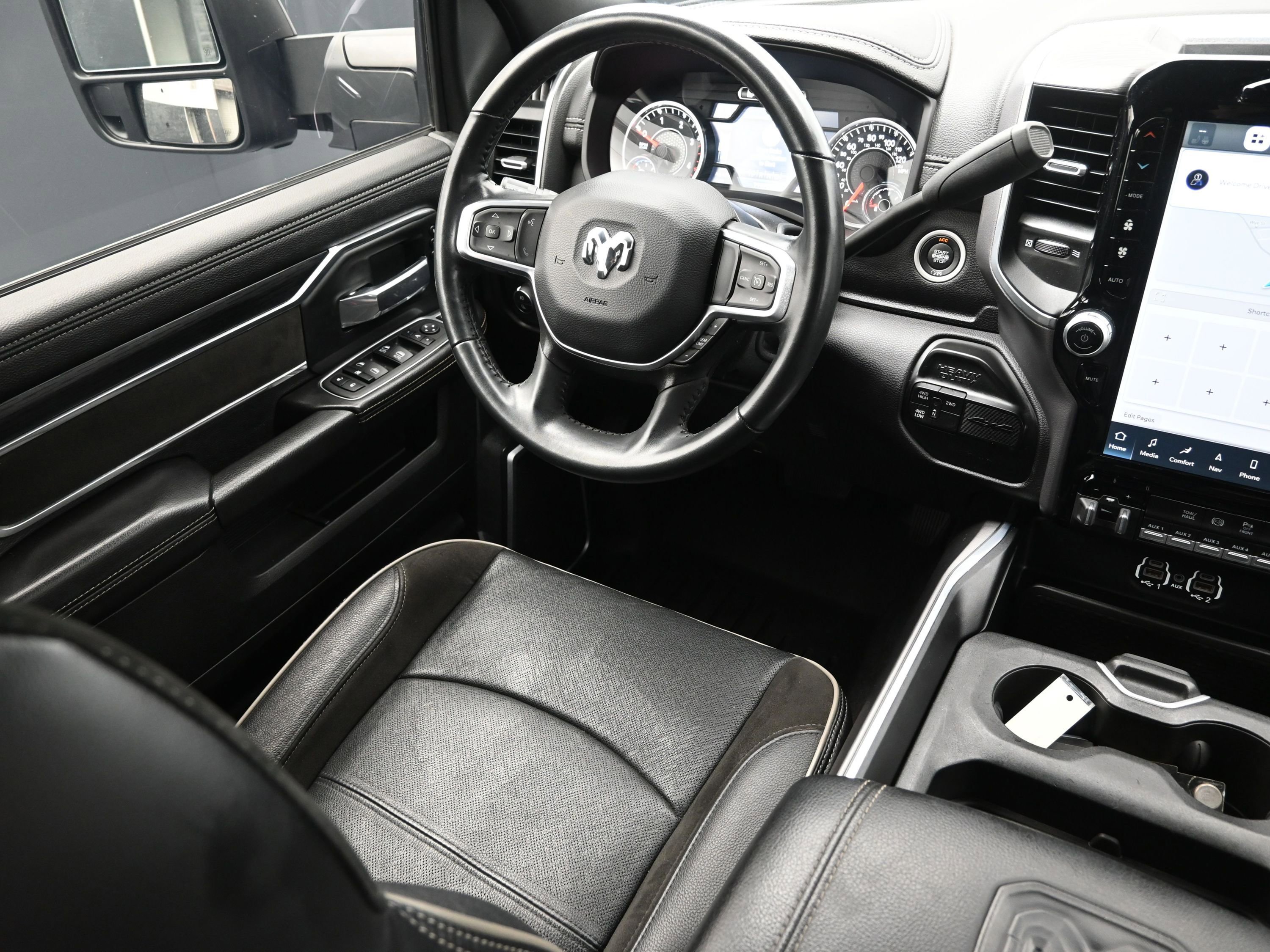 Used 2023 RAM 2500 Laramie w/ Night Edition AWD/4WD image 24