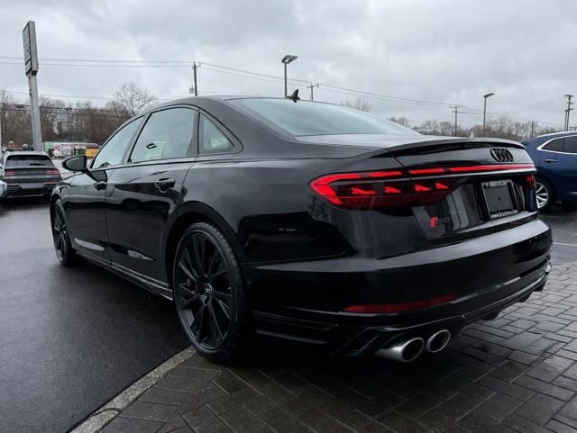 Used 2025 Audi S8 image 7