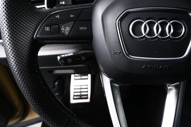 Used 2024 Audi SQ8 Prestige image 10